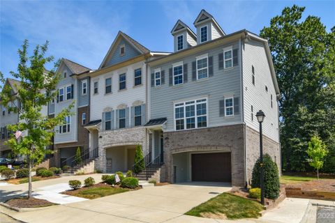 15141 Rocky Bluff Loop sold home in The Summit at River Run, Davidson, NC