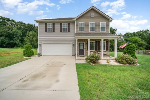 4047 Avis Way sold home in Country Meadows, Monroe, NC
