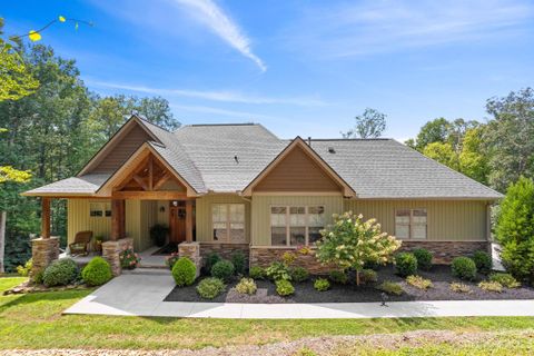 962 Windover Drive sold home in Windover Farms, Brevard, NC