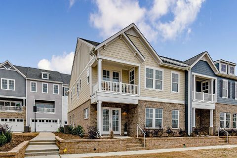 412 Hyco Court 25