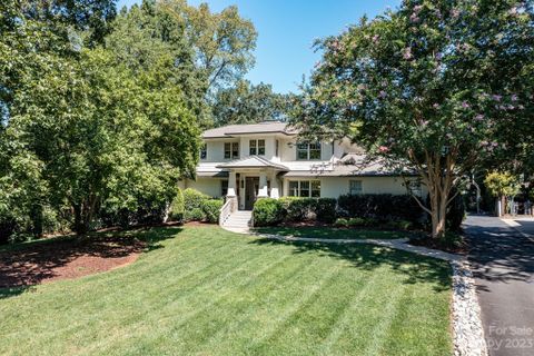 2220 Ferncliff Road