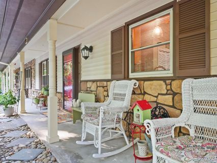 92 Le Blanc Squirrel Trail sold home in Timberlane, Etowah, NC