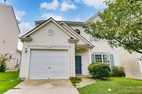 1231 Joannas Court sold home in Summerville, Charlotte, NC