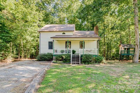 4547 Shrewsbury Street sold home in Dutchman Trails, Iron Station, NC