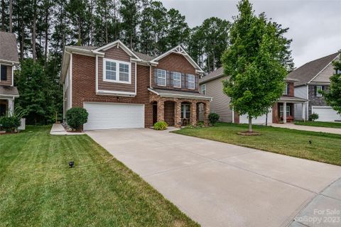 2206 Laurens Drive
