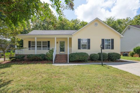 1431 Lowell Trace