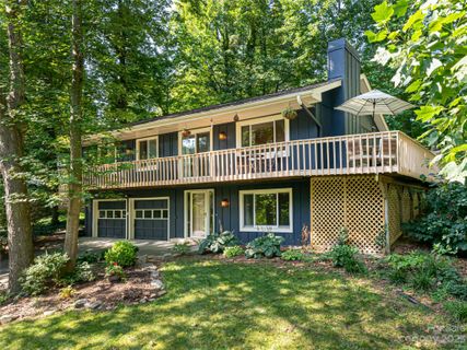 2 Muirfield Place sold home in Brookwood, Arden, NC
