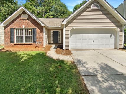 1419 Juniper Hills Lane