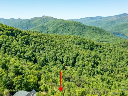 325 Lucerne Drive 37 sold home in Mountain Chalet, Canton, NC