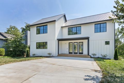 16 Malvern Walk sold home in Malvern Walk, Asheville, NC