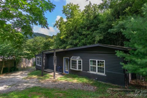 15 Lawterdale Road
