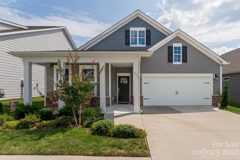 751 Summerfield Place