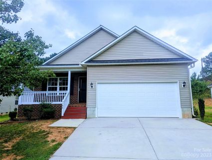 166 Pheasant Ridge Circle sold home in Pheasant Ridge, York, SC