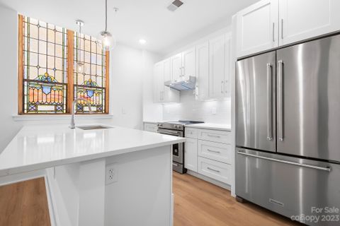 201 Grandin Road 12