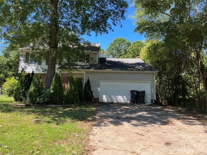 6906 Marlbrook Drive sold home in Idlewild Farms, Charlotte, NC