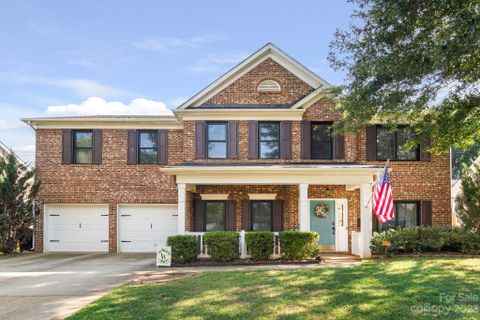 2424 Ivy Creek Ford
