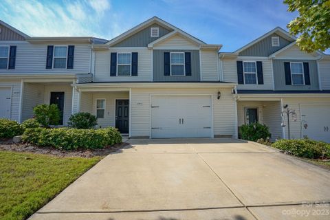2043 Talbert Court