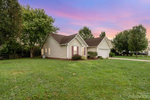 3002 Trellis Lane