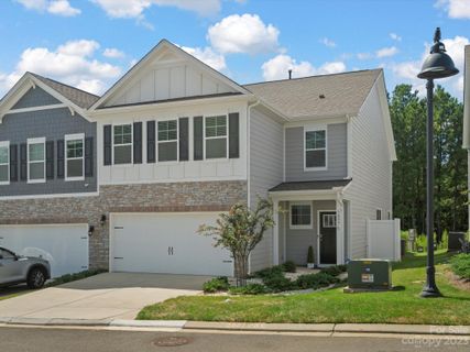 3857 Fairlady Lane