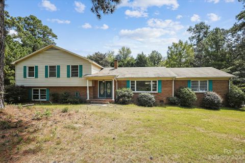 Previously sold for $316,500