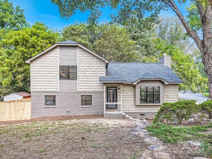 6500 Deermont Court