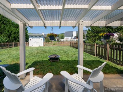 288 Meadow Pathway Drive