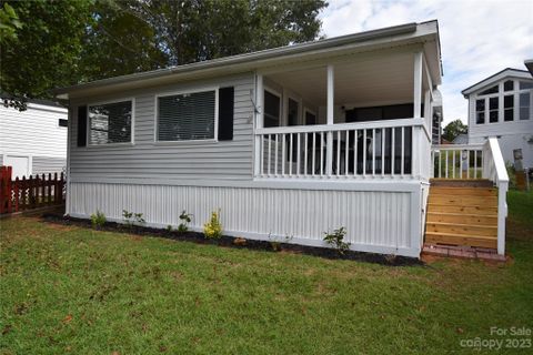 110 Maple Street
