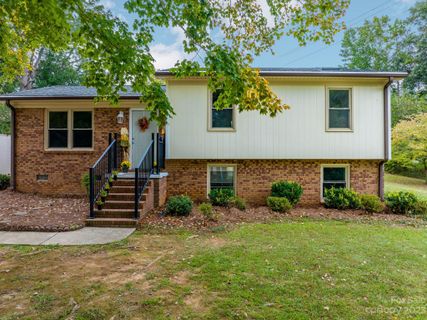 1410 Briarcliff Road sold home in Wesson Heights, Shelby, NC
