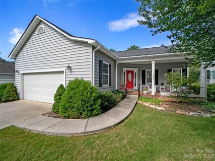 54 Cambridge Drive 33