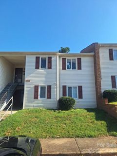 7969 Shady Oak Trail