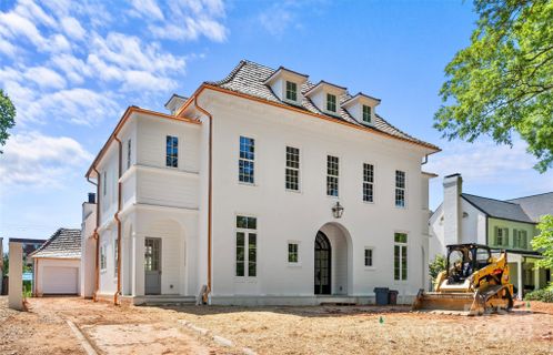 1547 Stanford Place