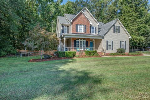 1848 White Cedar Drive sold home in Forest Pointe, Gastonia, NC