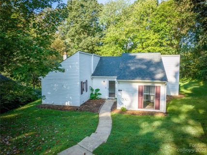 1920 Emerson Court sold home in Briarwood Heights, Connelly Springs, NC