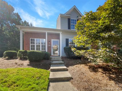 1513 Maypine Commons Way
