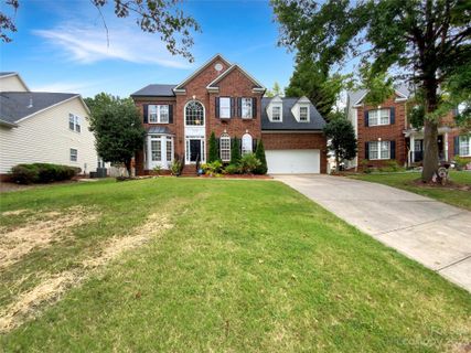 15878 Wayland Drive sold home in Kenilworth, Charlotte, NC