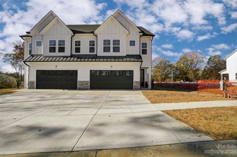 6028 Corbin Woods Court sold home in Emery, Charlotte, NC