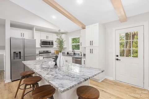 801 Mclaughlin Drive