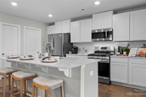 2754 Legacy Ridge Lane