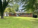 2013 11th Street Court sold home in Hickory, SC