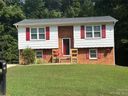 2106 Powderhorn Court sold home in Lenoir, SC