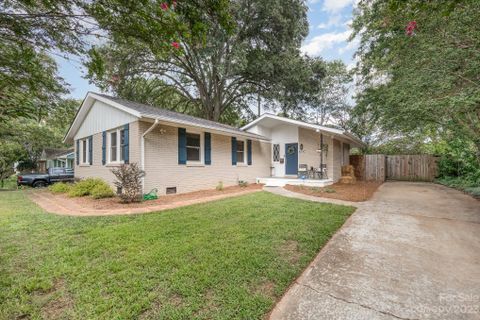 4542 Crestmont Drive