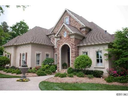 1028 Spyglass Lane