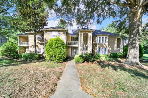 3220 Selwyn Farms Lane
