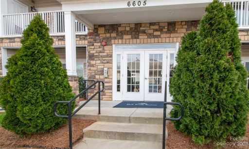 6605 Central Pacific Avenue 302-D