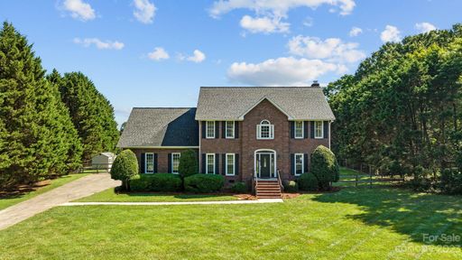 152 Steeplechase Circle sold home in Steeple Chase, Waxhaw, NC