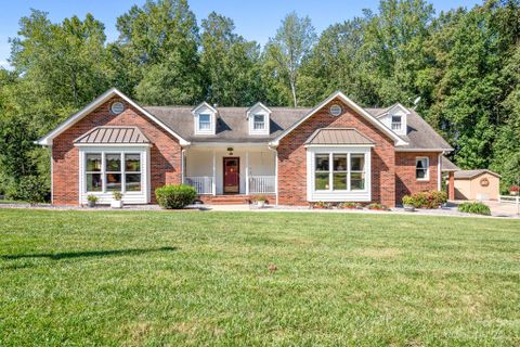 213 Baymount Drive