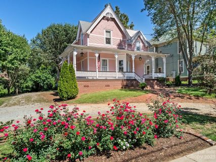 820 N Main Street sold home in Historic District, Salisbury, NC