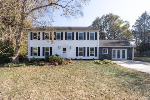 7301 Entwhistle Court