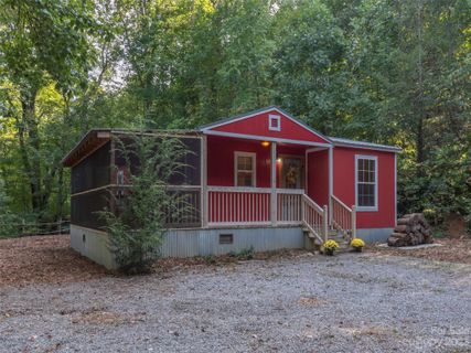 1415 Joe Carver Road sold home in Heaths Peak, Waynesville, NC