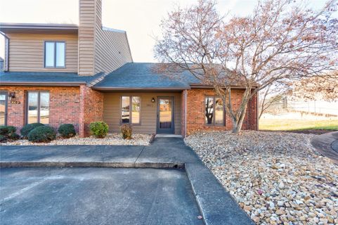 300 1 Pinkney Street sold home in Village Square, Shelby, NC